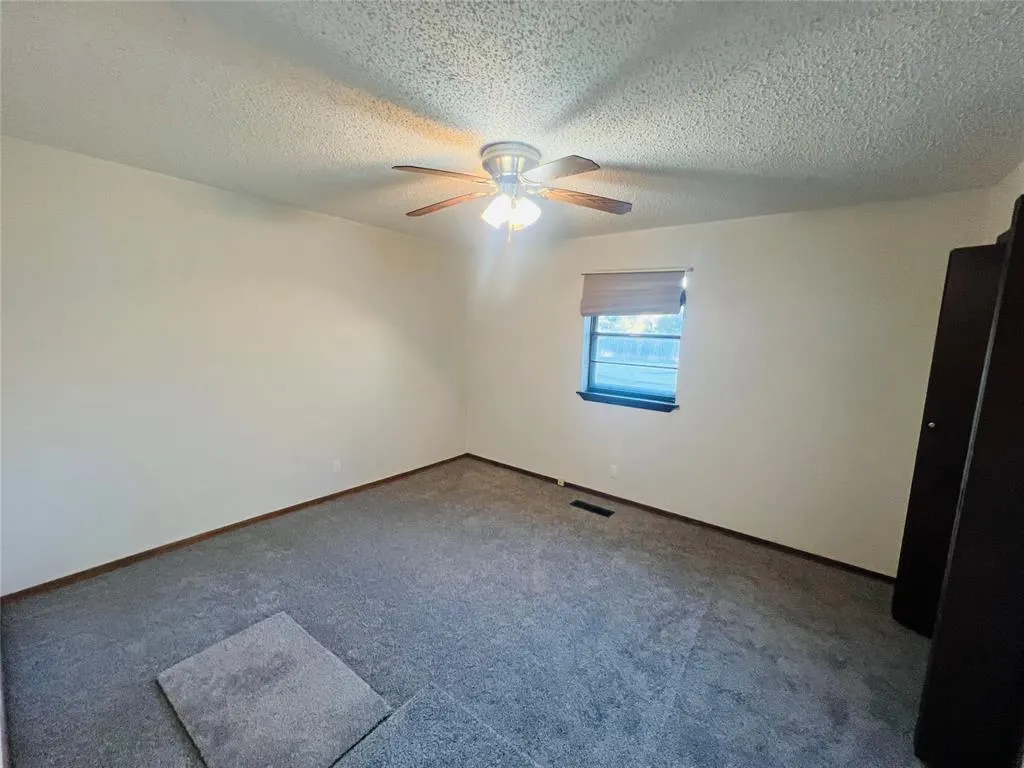 Photo 20 — 208 S 3rd Street, Sayre, OK 73662