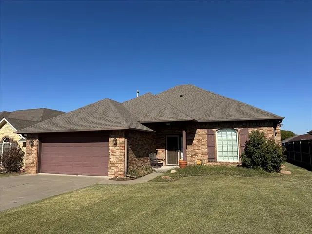 Photo 2 — 1112 Ariana Street, Shawnee, OK 74804