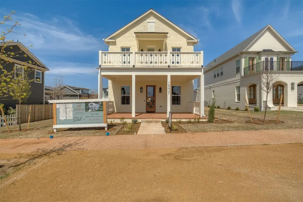 Front exterior — 18427 Sweetwater Lane, Norman, OK 73072