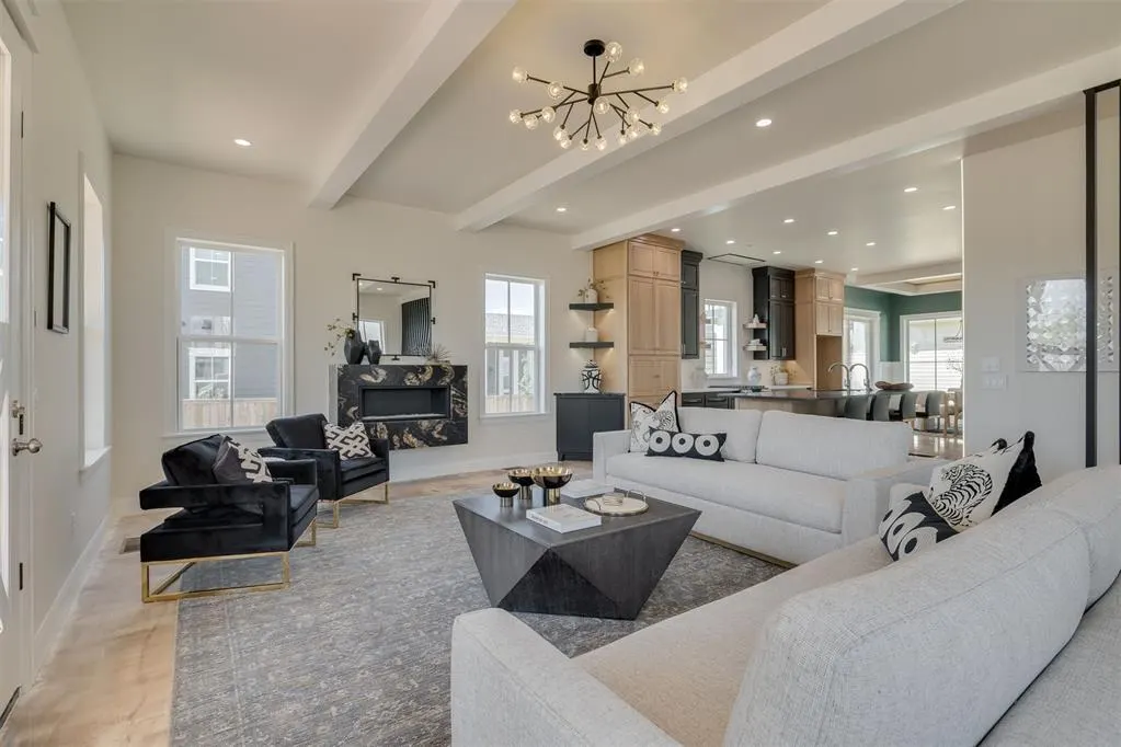 Photo 5 — 18427 Sweetwater Lane, Norman, OK 73072