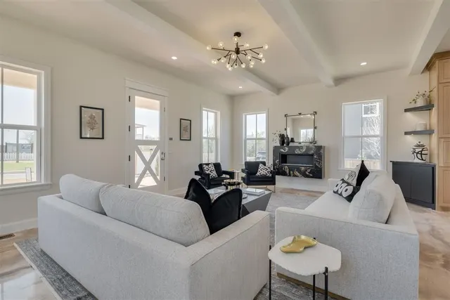 Photo 6 — 18427 Sweetwater Lane, Norman, OK 73072