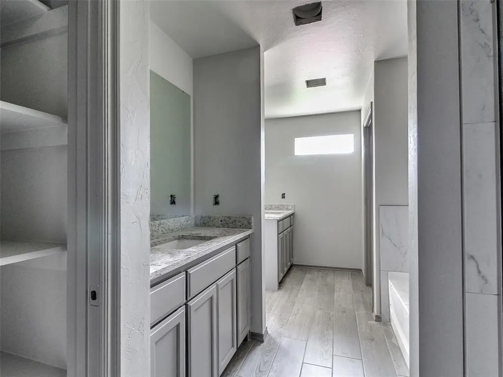 Photo 21 — 334691 Preakness Crossing, McLoud, OK 74851
