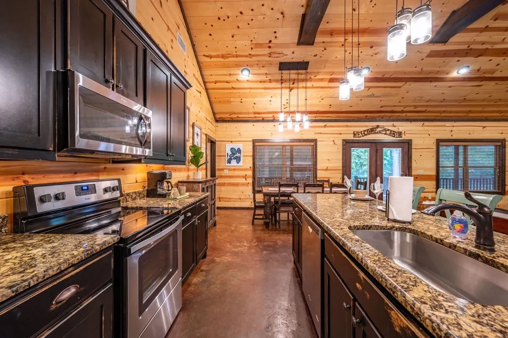 Photo 12 — 174 Timber Hills Lane, Broken Bow, OK 74728