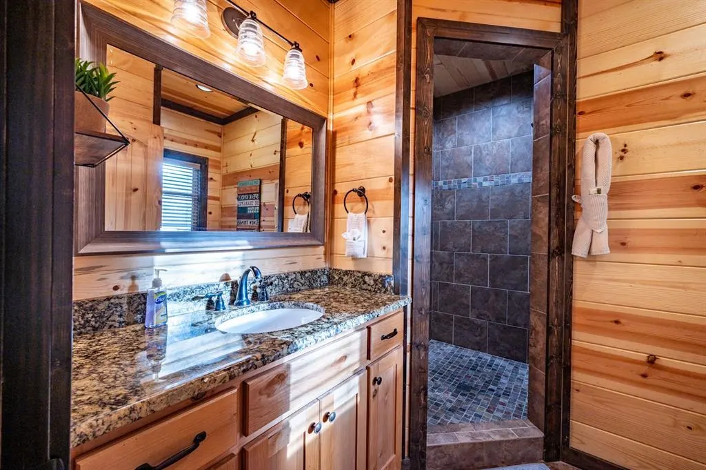 Photo 18 — 174 Timber Hills Lane, Broken Bow, OK 74728