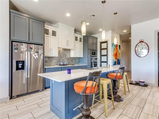 Photo 6 — 4740 Hillcrest Lane, Edmond, OK 73025