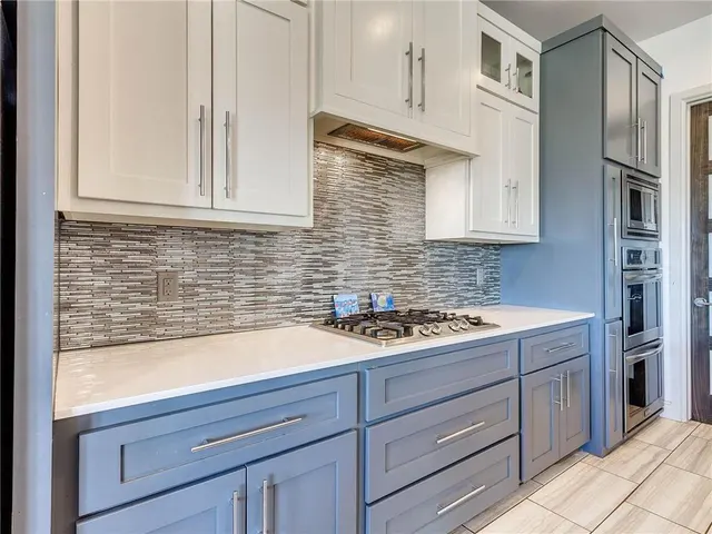 Photo 8 — 4740 Hillcrest Lane, Edmond, OK 73025