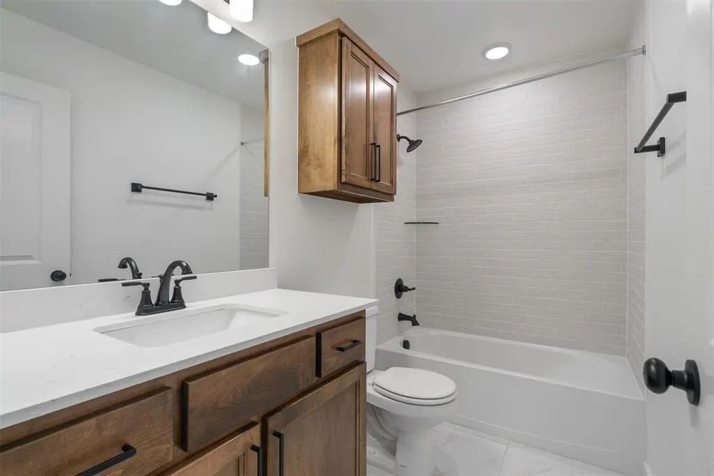 Photo 21 — 17075 240th Street, Washington, OK 73093