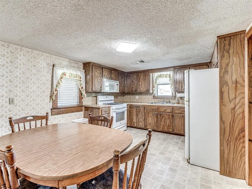 Photo 17 — 10813 SE 9th Street, Oklahoma City, OK 73130
