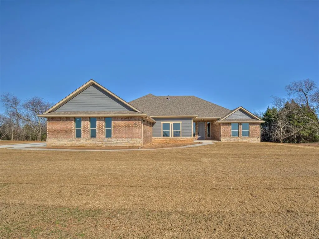Photo 6 — 10100 Gentry Crossing, Oklahoma City, OK 73169