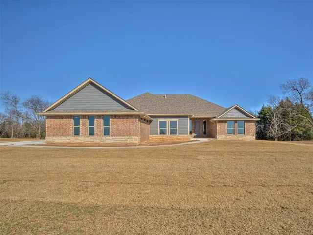 Photo 6 — 10100 Gentry Crossing, Oklahoma City, OK 73169