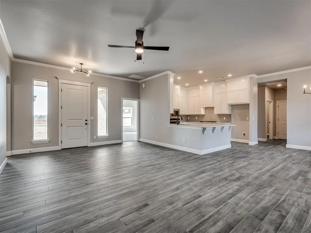 Photo 12 — 10100 Gentry Crossing, Oklahoma City, OK 73169