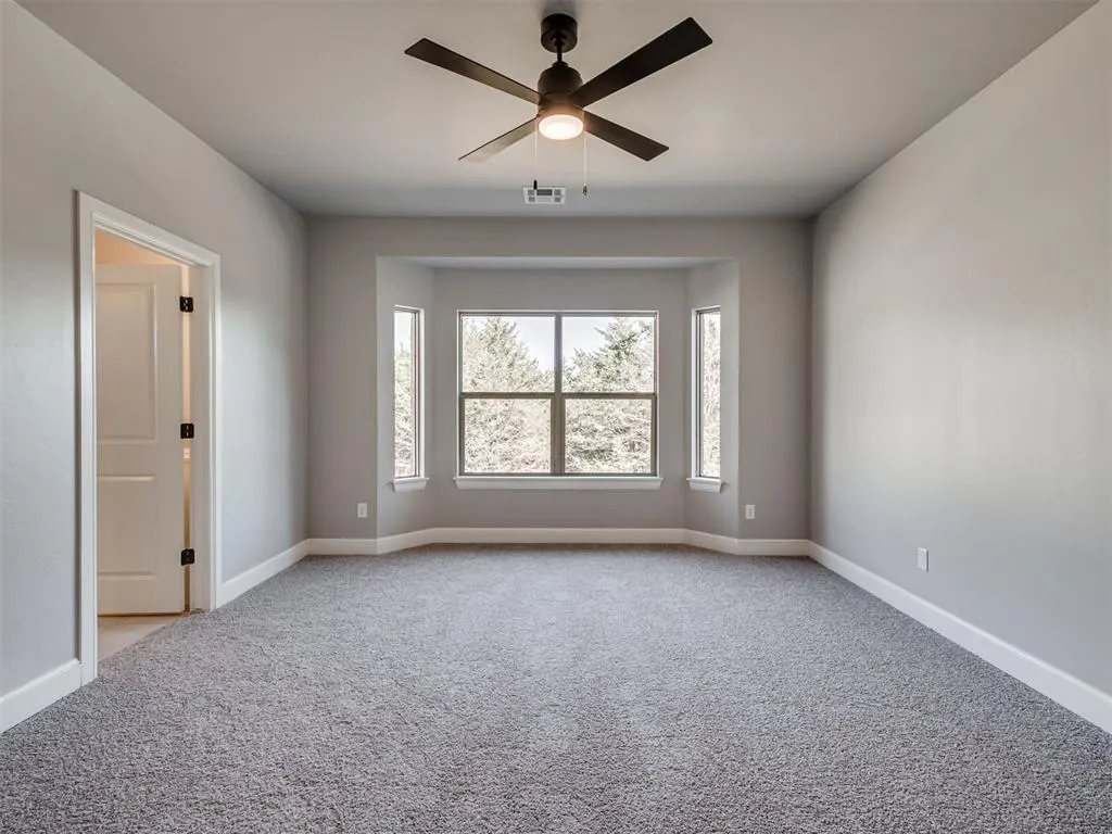 Photo 19 — 10100 Gentry Crossing, Oklahoma City, OK 73169