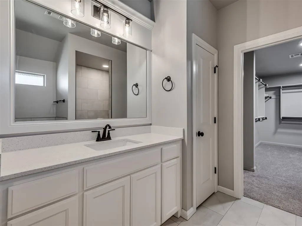 Photo 24 — 10100 Gentry Crossing, Oklahoma City, OK 73169