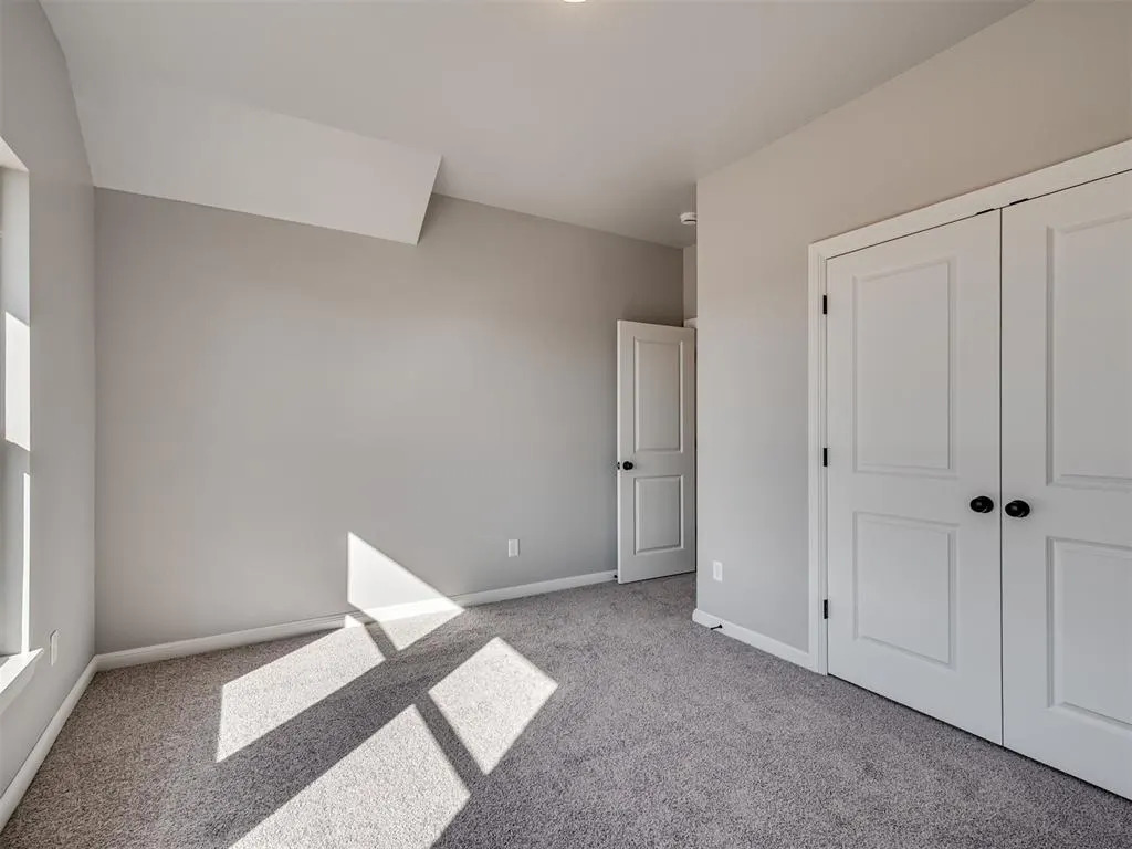 Photo 38 — 10100 Gentry Crossing, Oklahoma City, OK 73169