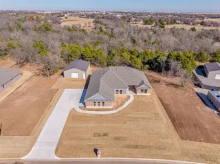 Sold home at 10100 Gentry Crossing