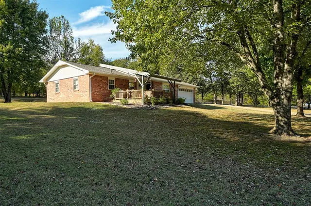 Photo 8 — 22718 Janet Lane, Harrah, OK 73045