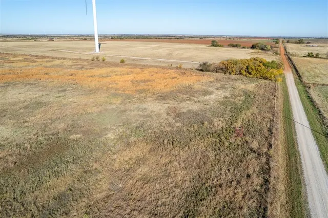 Photo 3 — 000 N Meridian Avenue, Crescent, OK 73028