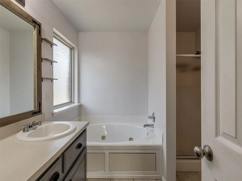 Photo 19 — 3200 SW 103rd Street, Oklahoma City, OK 73159