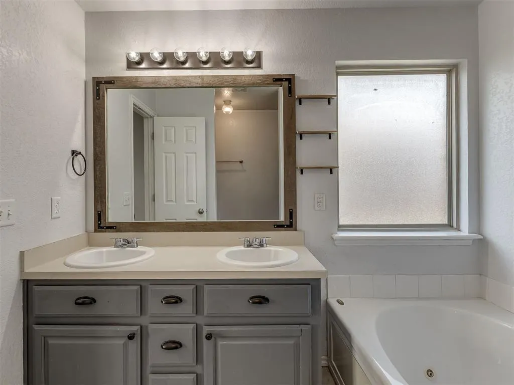 Photo 20 — 3200 SW 103rd Street, Oklahoma City, OK 73159
