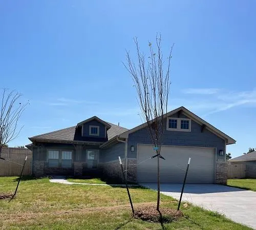 Front exterior — 2372 Anne Lane, Blanchard, OK 73010