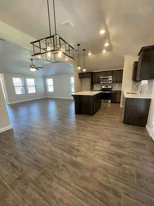 Photo 5 — 2372 Anne Lane, Blanchard, OK 73010