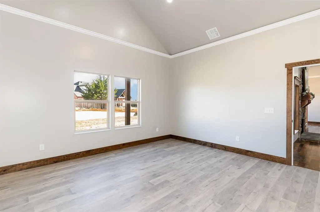 Photo 17 — 8335 Elk Valley, Guthrie, OK 73044