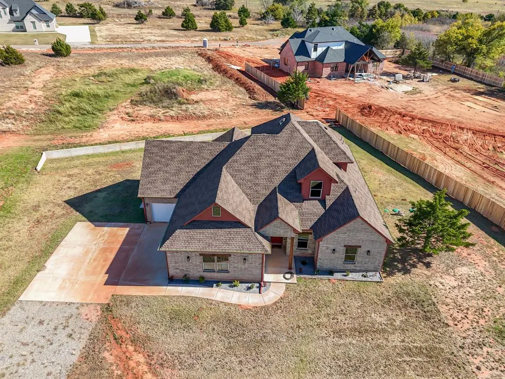 Photo 38 — 8335 Elk Valley, Guthrie, OK 73044