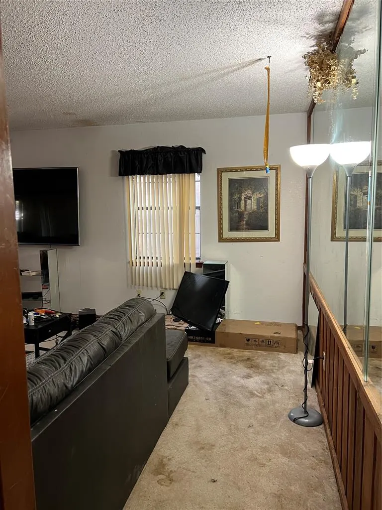 Photo 9 — 325 Cherryvale Road, Edmond, OK 73003
