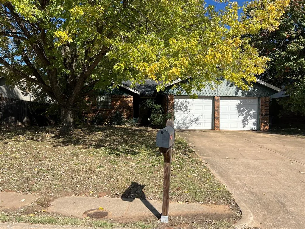 Photo 18 — 325 Cherryvale Road, Edmond, OK 73003