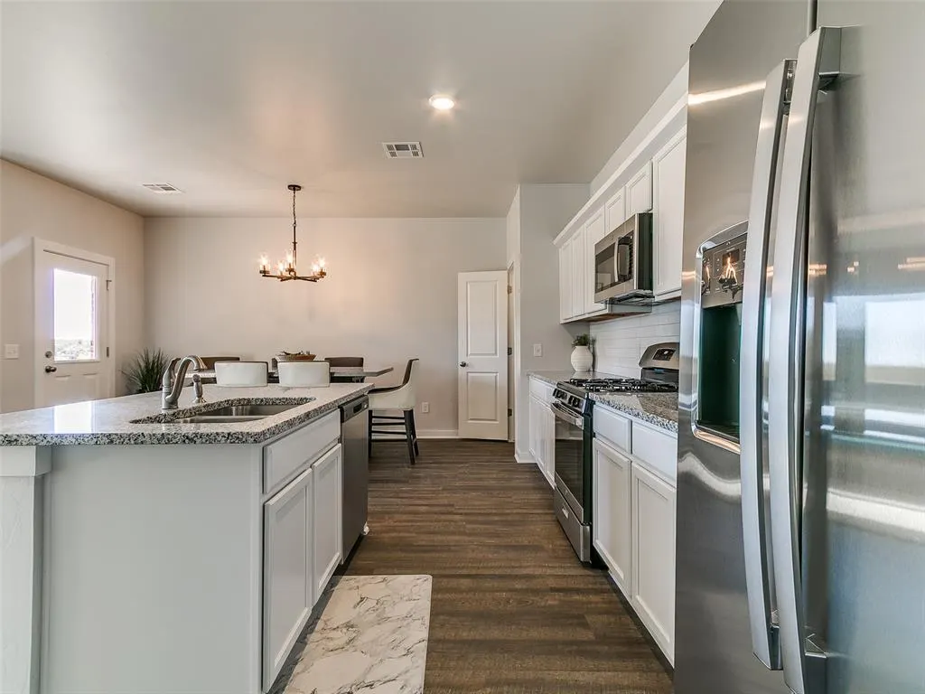 Photo 9 — 4833 Firewood Circle, Guthrie, OK 73044