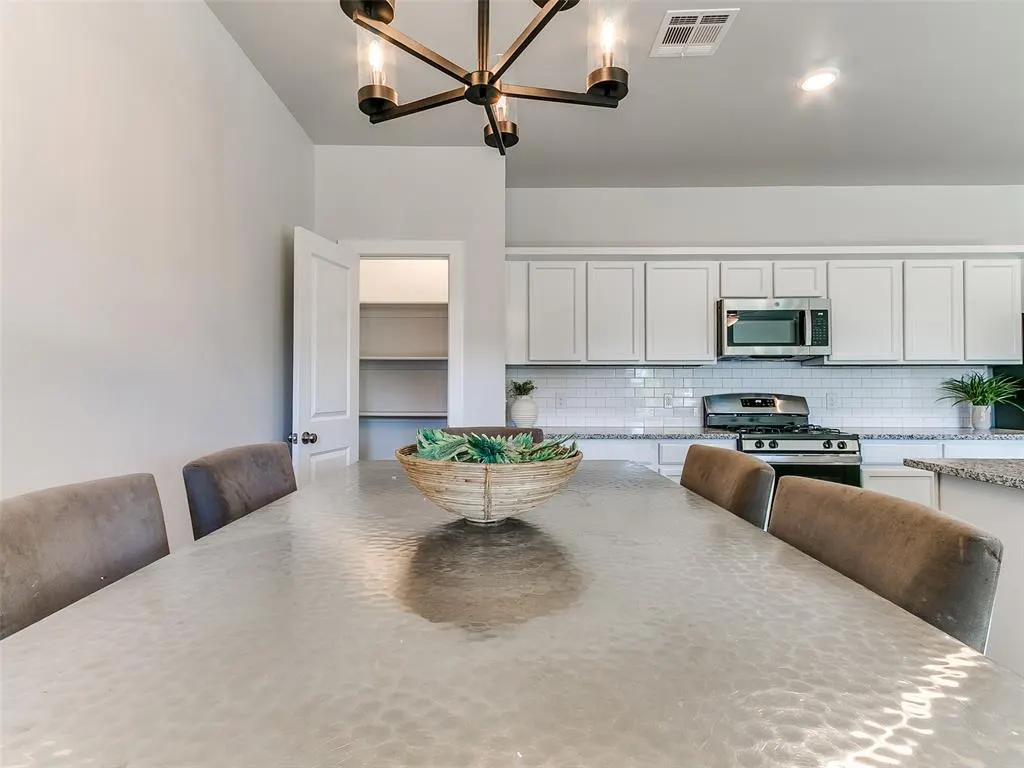 Photo 14 — 4833 Firewood Circle, Guthrie, OK 73044