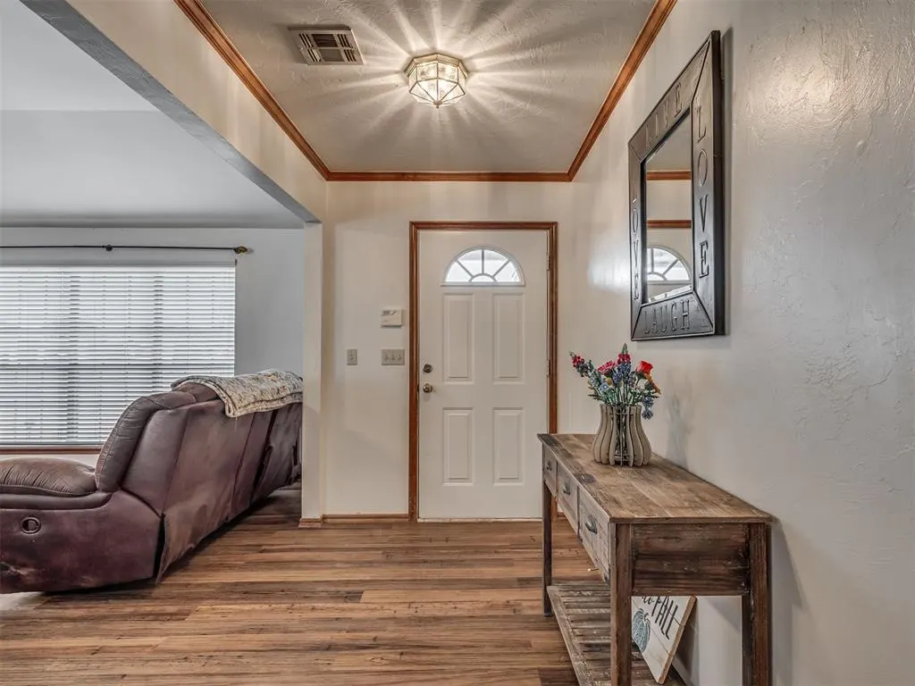 Photo 4 — 21878 Faye Lane, Harrah, OK 73045