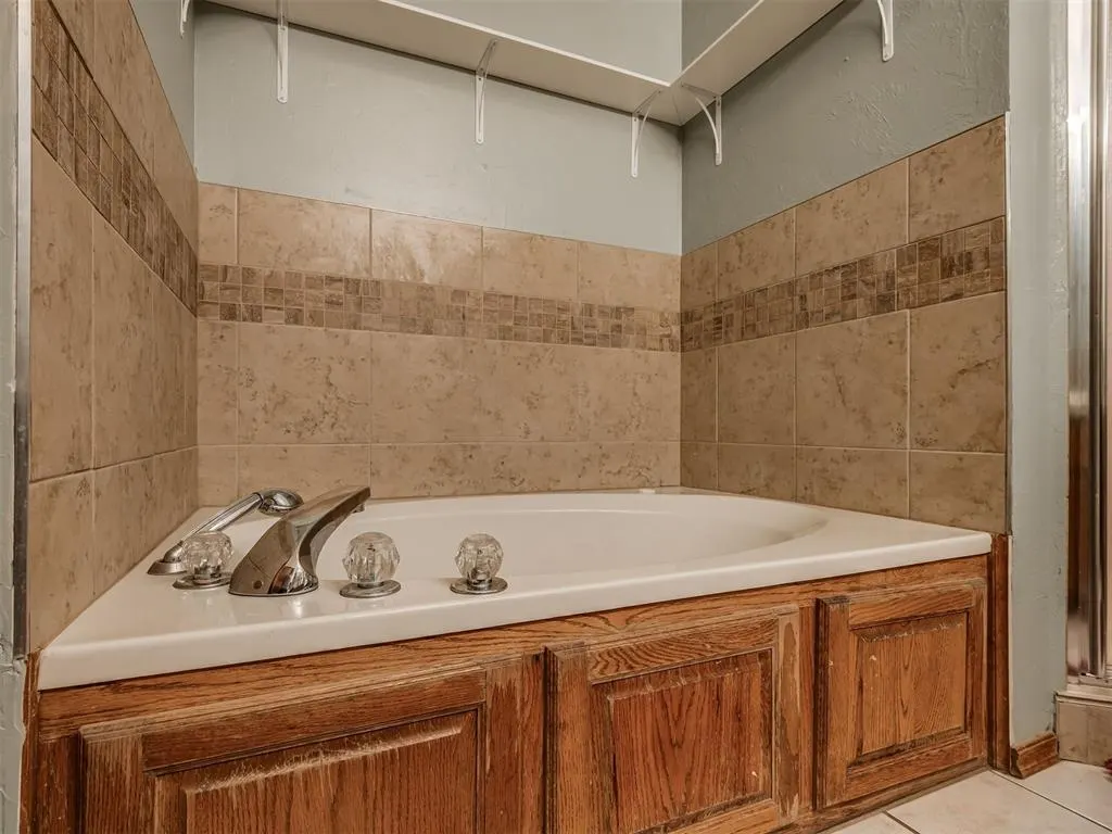 Photo 20 — 21878 Faye Lane, Harrah, OK 73045