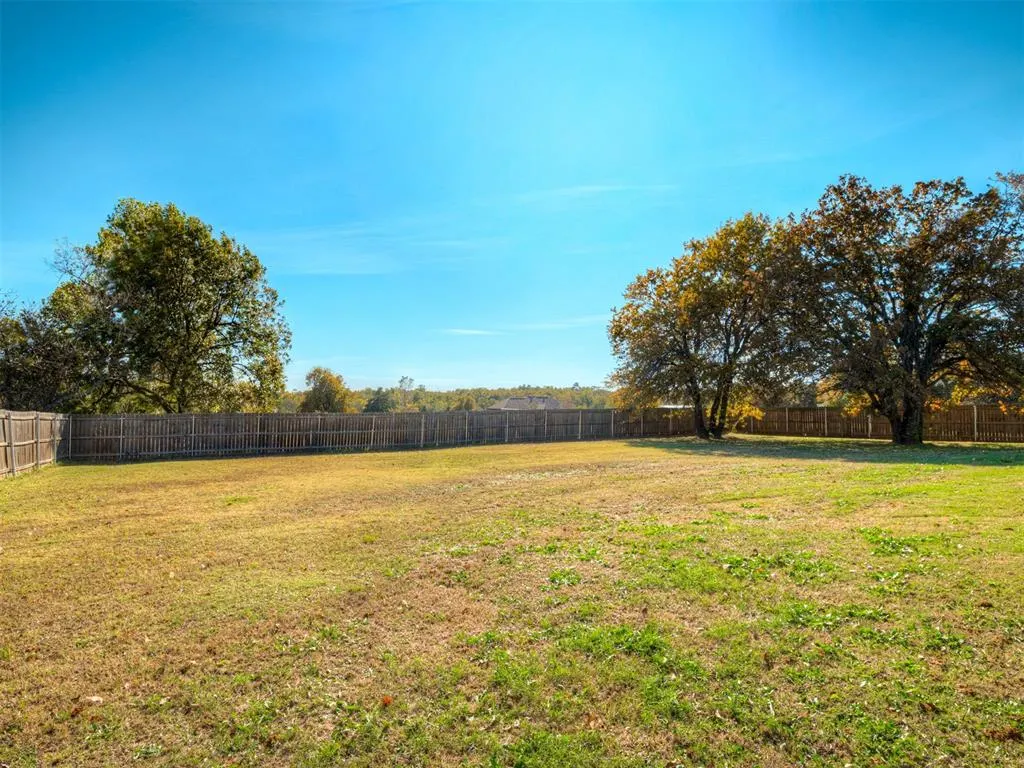 Photo 32 — 21878 Faye Lane, Harrah, OK 73045