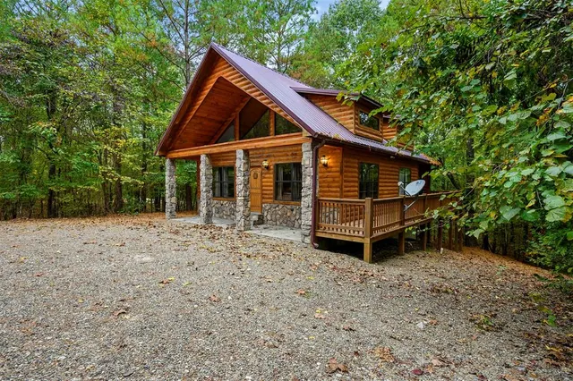 Photo 4 — 625 Deer Creek Trail, Broken Bow, OK 74728