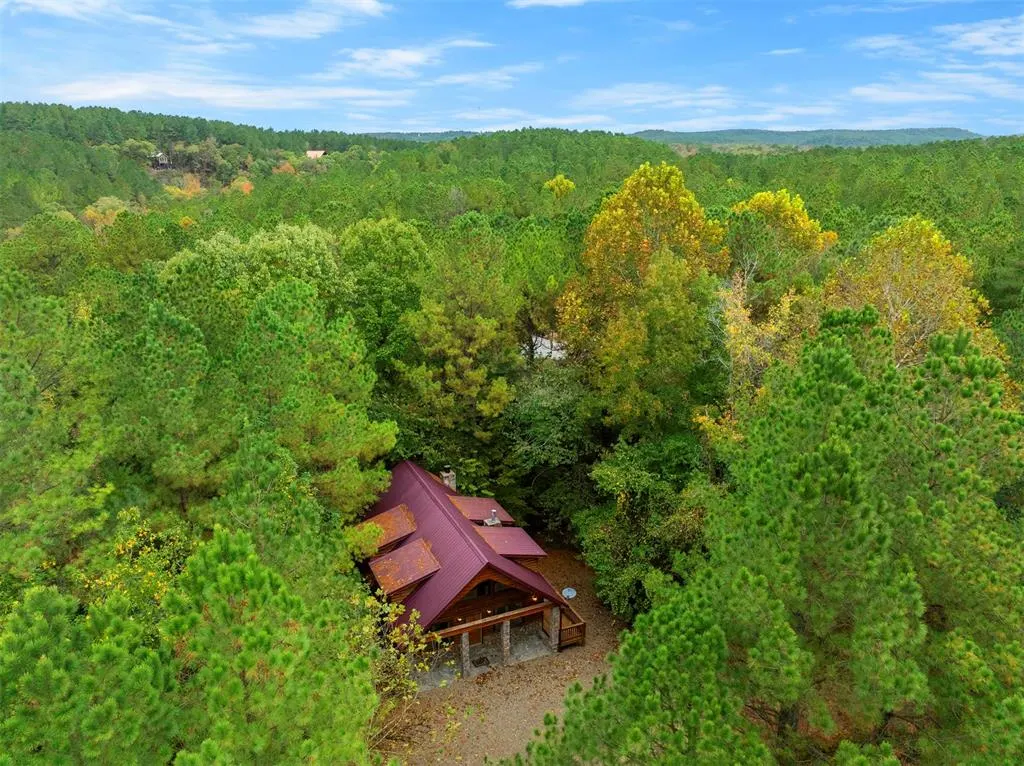 Photo 8 — 625 Deer Creek Trail, Broken Bow, OK 74728