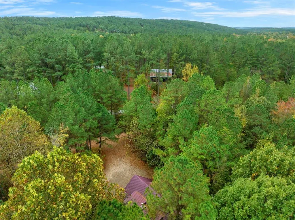 Photo 9 — 625 Deer Creek Trail, Broken Bow, OK 74728