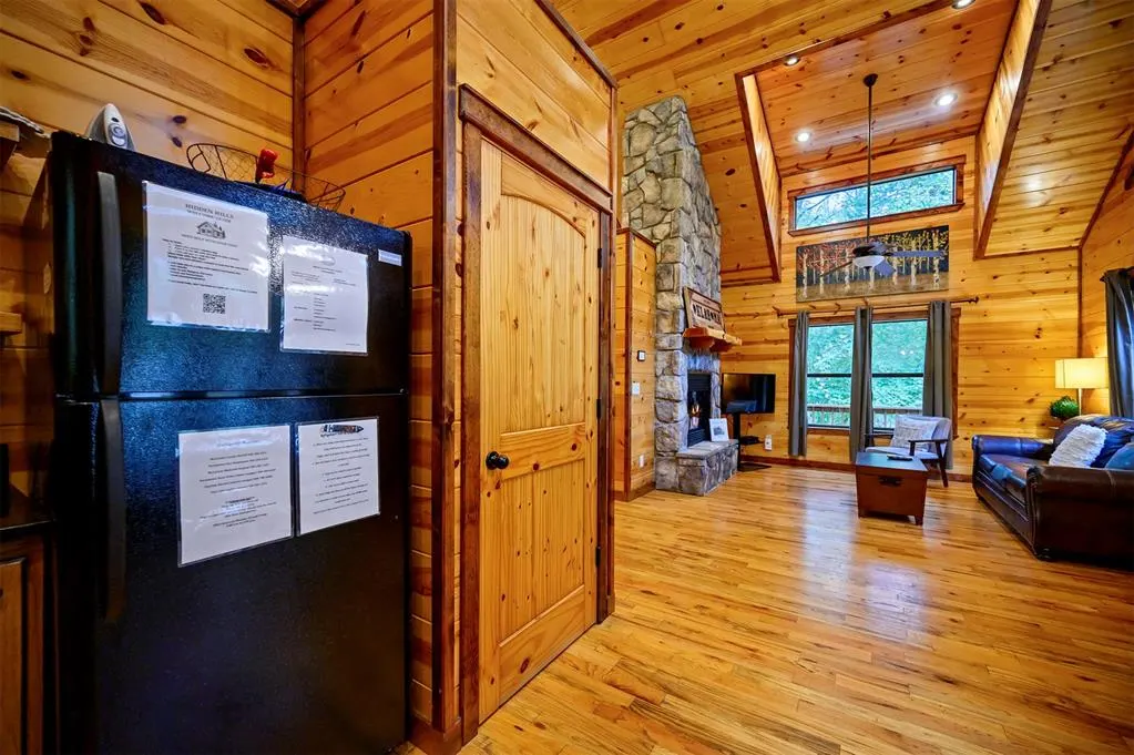 Photo 17 — 625 Deer Creek Trail, Broken Bow, OK 74728