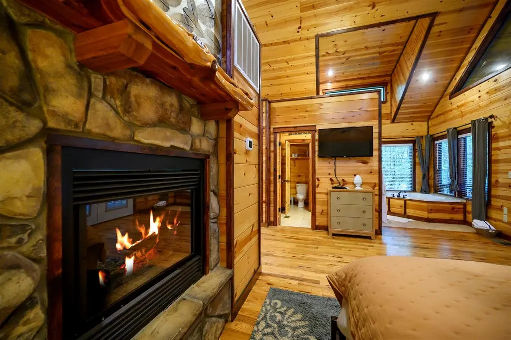 Photo 24 — 625 Deer Creek Trail, Broken Bow, OK 74728
