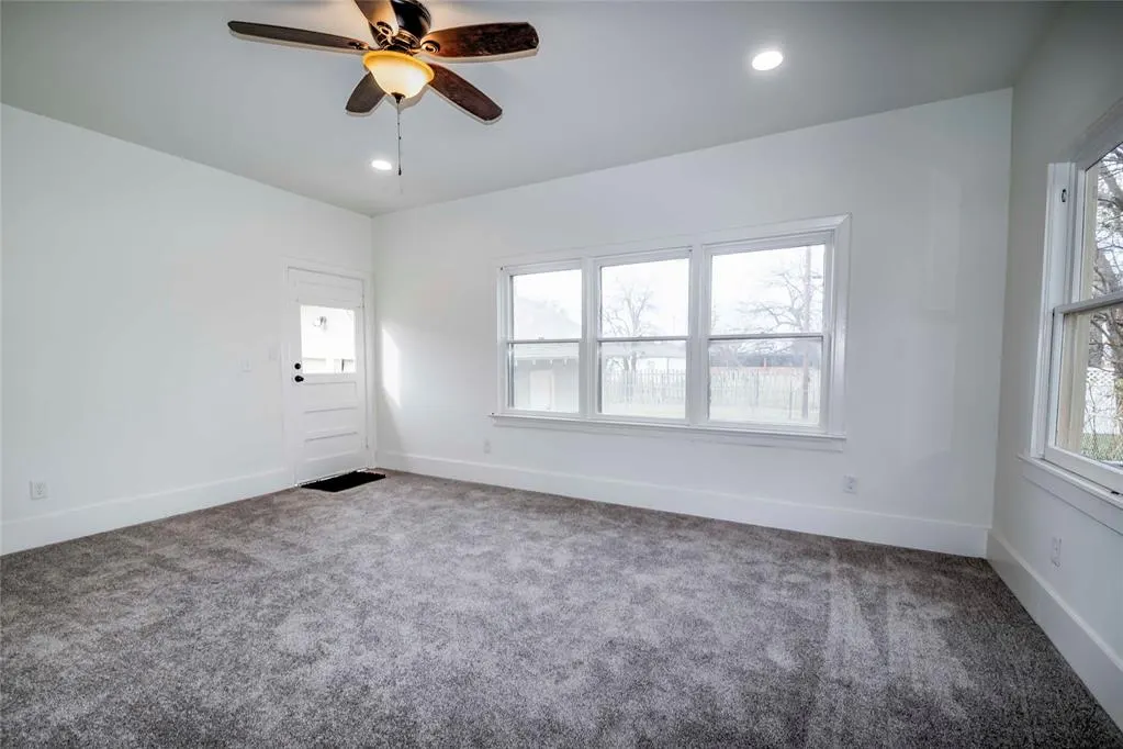 Photo 25 — 209 W 6th Street, Stroud, OK 74079