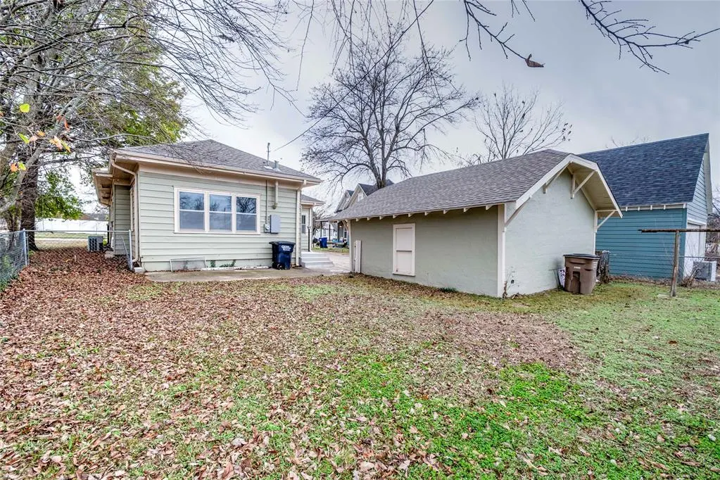 Photo 31 — 209 W 6th Street, Stroud, OK 74079