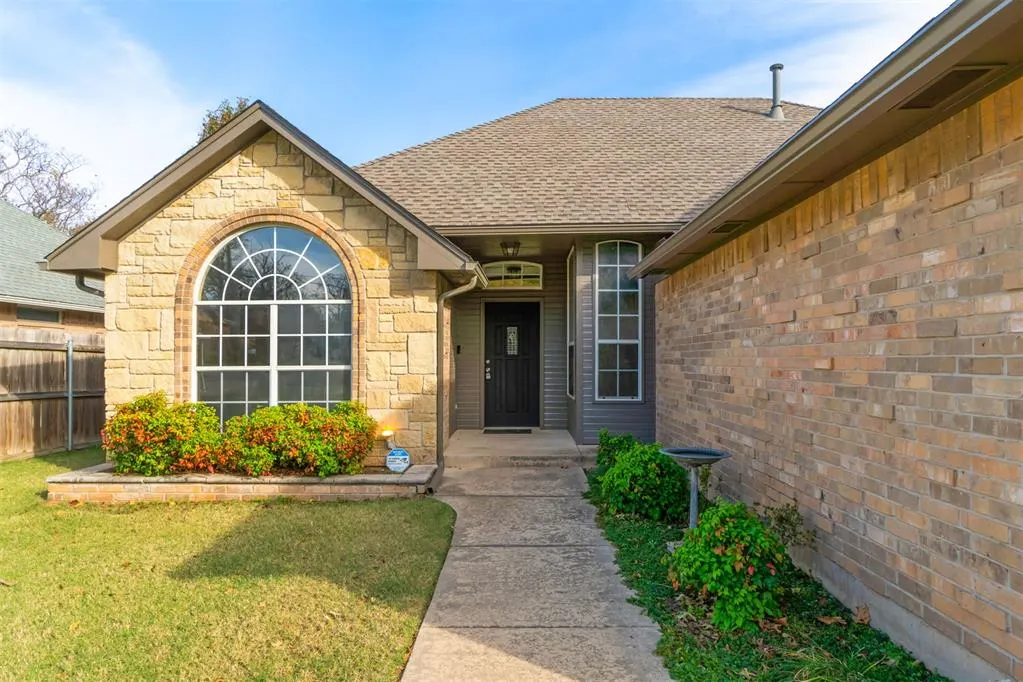 Photo 5 — 844 N Pine Avenue, Oklahoma City, OK 73130