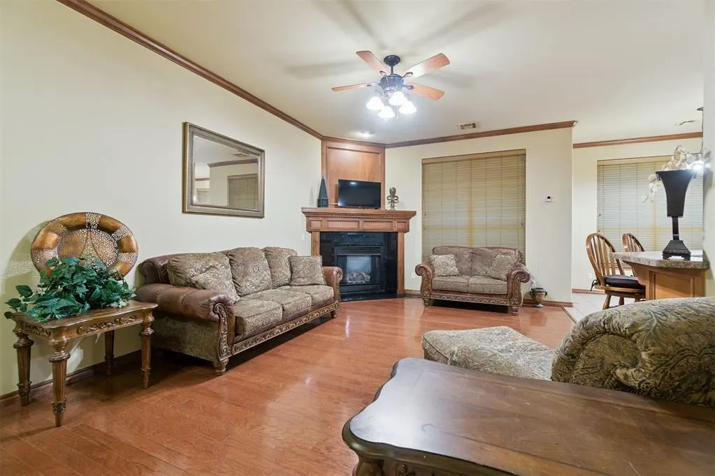 Photo 11 — 844 N Pine Avenue, Oklahoma City, OK 73130