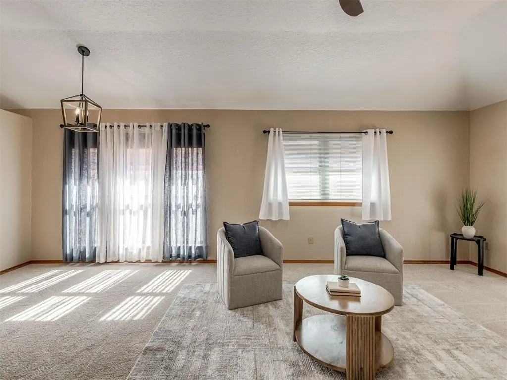 Photo 4 — 11407 Wallace Avenue, Oklahoma City, OK 73162