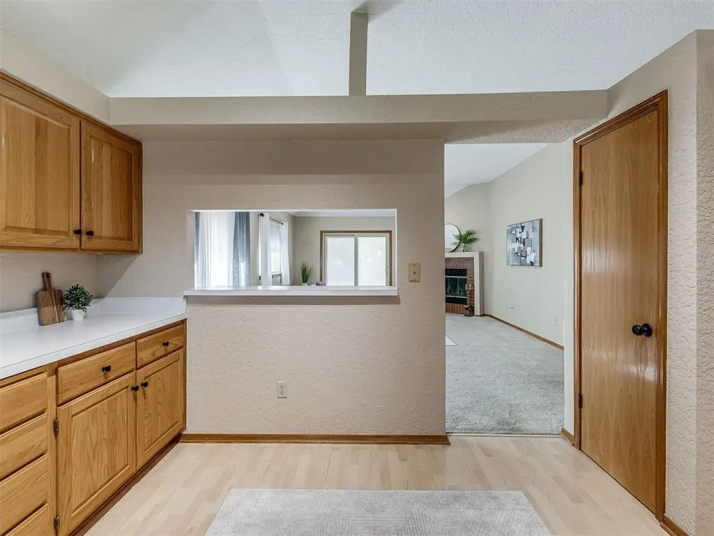 Photo 9 — 11407 Wallace Avenue, Oklahoma City, OK 73162