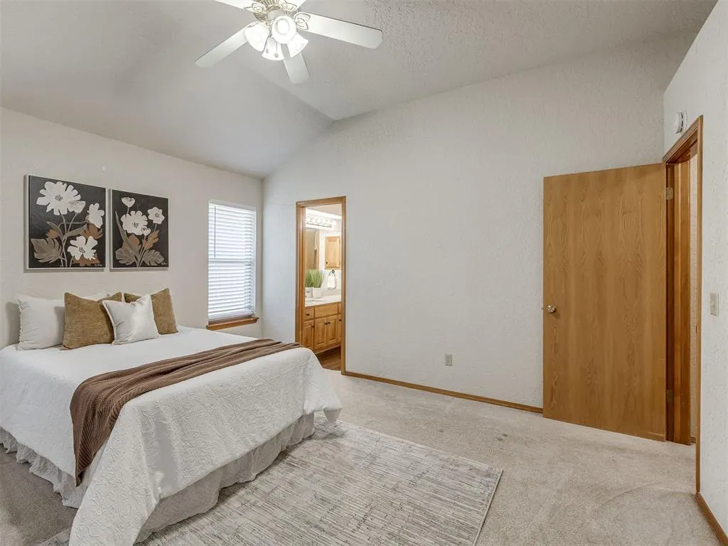 Photo 14 — 11407 Wallace Avenue, Oklahoma City, OK 73162