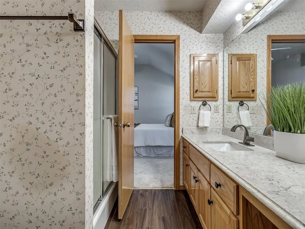Photo 17 — 11407 Wallace Avenue, Oklahoma City, OK 73162