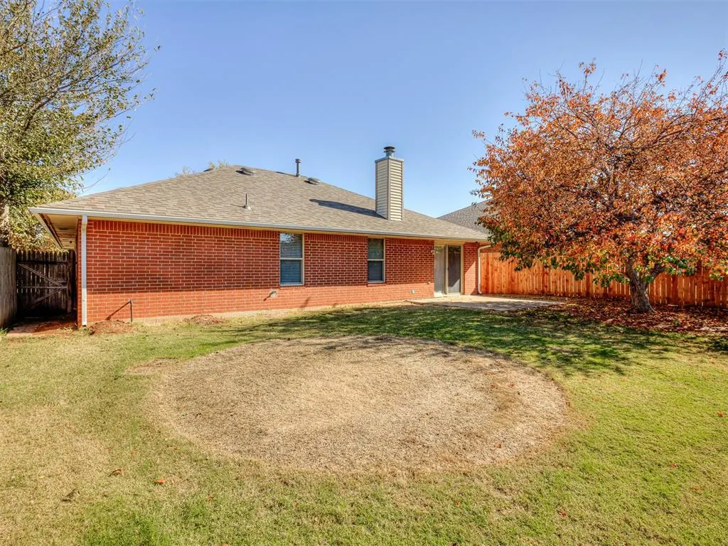 Photo 27 — 11407 Wallace Avenue, Oklahoma City, OK 73162