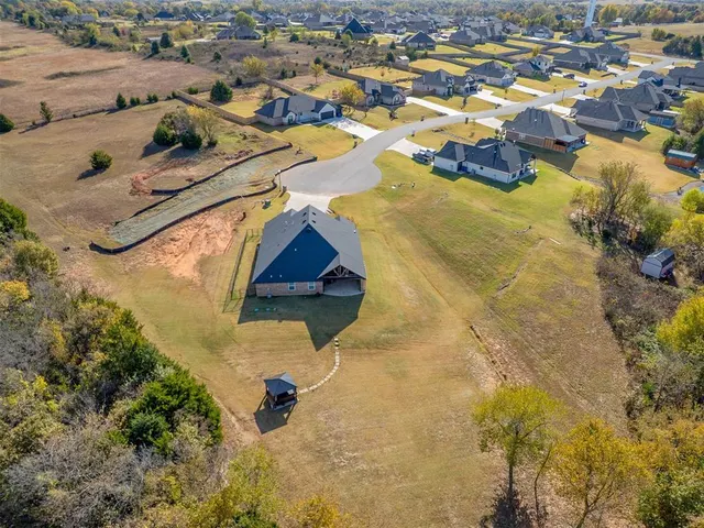 Photo 3 — 2947 Redwood Court, Newcastle, OK 73065