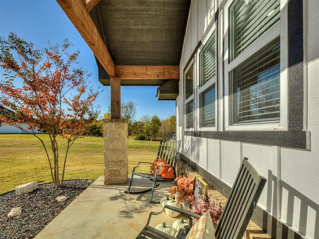Photo 6 — 2947 Redwood Court, Newcastle, OK 73065